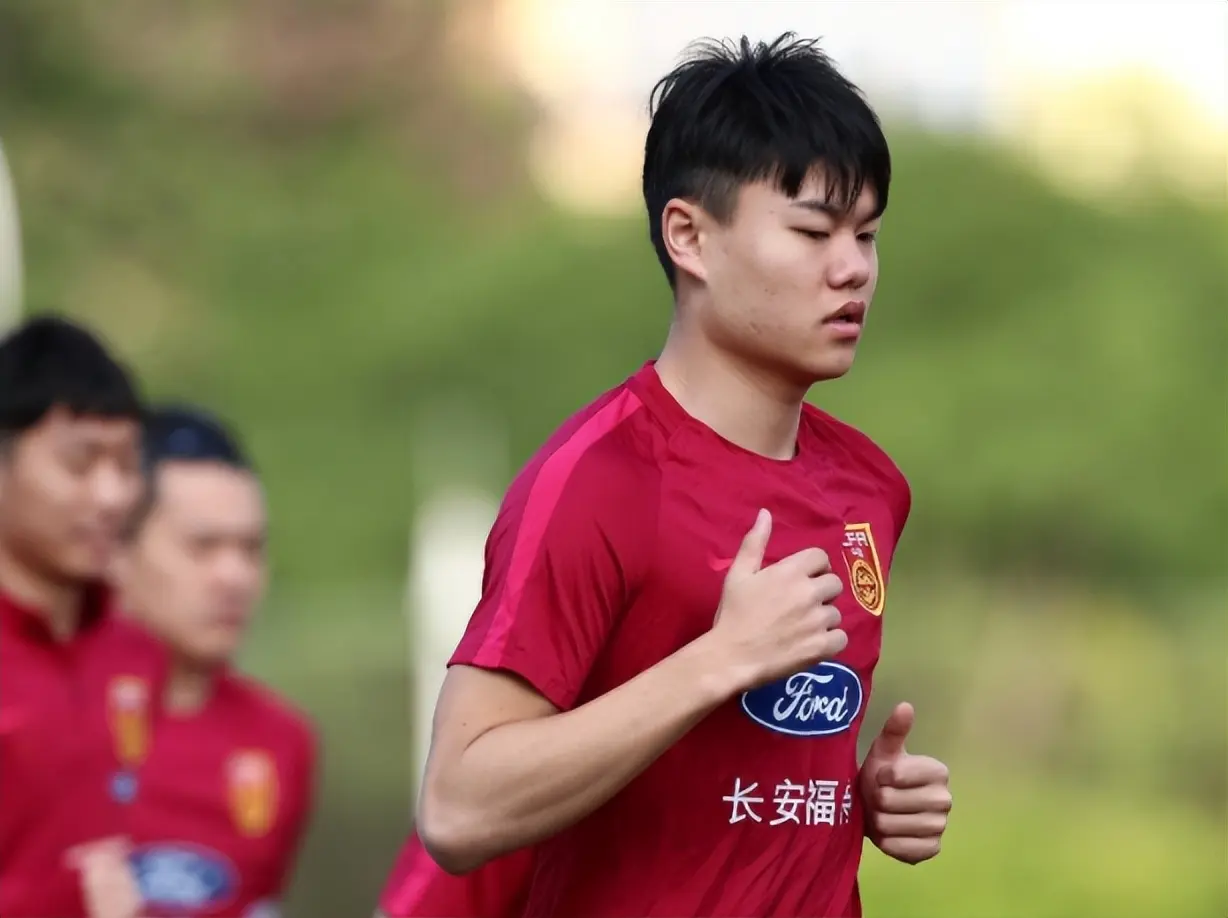 到首发阵容, 的梦想, AA 到首发阵容, 的梦想, AA